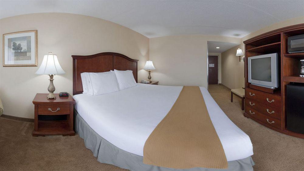 Fairfield Inn & Suites By Marriott Bridgewater Branchburg/Somerville Esterno foto